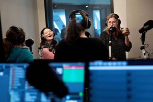 Medieforliget efterlader ingen tvivl om, at 24syv ikke får flere kroner fra staten, når sendetilladelsen udløber i 2024. Alligevel forventer Lars Schmidt, adm. direktør i 24syv, at radioen i en eller anden form vil kunne stå på egne ben efterfølgende.