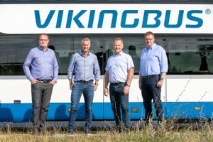 Fire private busselskaber planlægger at gå sammen i et landsdækkende samarbejde under navnet Vikingbus, hvor kapitalfonden Polaris overtager 60 pct. af ejerskabet.
