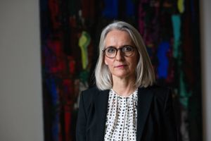 Portræt: Laila Mortensen skal som både topchef i Industriens Pension og ny formand for Forsikring & Pension konstant træffe beslutninger. Til gengæld foretrækker hun en fritid, der ikke er nøje planlagt.