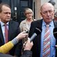 Når dagpengekommissionen fremlægger sine bud på et nyt dagpengesystem, vil der mangle svar på et vigtigt spørgsmål. Kommissionen har på grund af tidspres opgivet at komme med bud på, hvordan dagpengesystemet kan håndtere omsiggribende nye ansættelsesformer og dermed fremtidssikres.