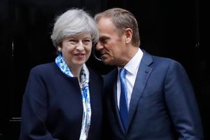 This is a Thursday, April 6, 2017 file photo of Britain's Prime Minister Theresa May as she greets Donald Tusk, President of the EU Council, who speaks to her as they pose for the media on the doorstep of 10 Downing Street ahead of a meeting, in London. May has called an early general election for June 8 to seek a strong mandate as she negotiates Britain’s exit from the European Union. In a shock announcement on Tuesday April 18, 2017, May said she would ask the House of Commons on Wednesday to back her election call. Foto: AP/Frank Augstein