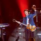 ”Goddaw' Herning!” McCartney underholdt bl.a. med anekdoter, danske brokker og koket numsevrikken i Herning. Foto: Claus Bonnerup