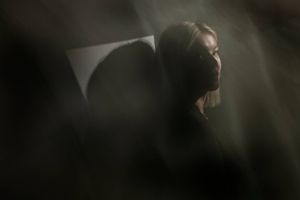 Rikke Jessen blev befamlet af en direktør, og fejlhåndteringen af sagen har efterladt hende med søvnbesvær og frygten for ikke at blive taget alvorligt. Men hun har også udviklet en langt skrappere radar for upassende opførsel.