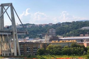Brokollapset i Genova i 2018 har skabt stort fokus på at sikre broer og tunneller i Europa. I et nyt dansk-italiensk samarbejde skal Sund & Bælts erfaringer fra Storebæltsbroen kombineres med ny teknologi, der skal forebygge brokollaps