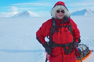 60 år tirsdag: Jens Henneberg fra Bonnier Publications har set en stor del af verden og er både en energisk skiløber og bjergbestiger.