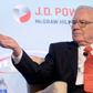 En ukendt velhaver har budt 87 mio. kr. for at spise frokost med investor-legenden Warren Buffet.