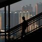 Alex Shihs far, den 70-årige Shih Wing-ching, står bag Hongkongs største ejendomsmægler, Centaline Group, som sønnen er næstformand i. AP Photo/Kin Cheung