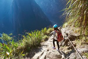 Den klassiske inkasti via Solporten er ikke den eneste måde at nå Machu Picchu. Der findes alternative rejseveje, hvor man kan få fornemmelsen af at eje naturen. 