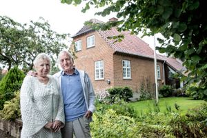 Et ægtepar kan stikke ca. 2 mio. kr. i lommen ved salg af deres hus. Alligevel oplever parret at være et dårligt papir. Og Uggi  og Ingrid Bendtsen er langt fra de eneste ældre, der nu får nej i banken.